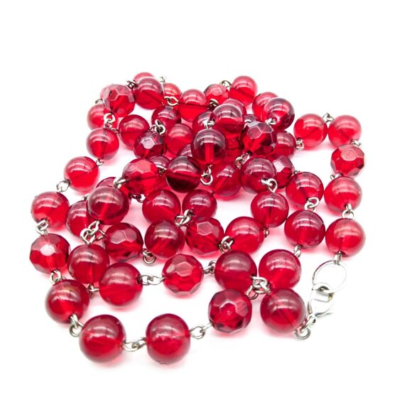 Ruby Red Vintage Lucite Beads, Rich Beaded Strand Flapper Necklace - Picture 2 of 3